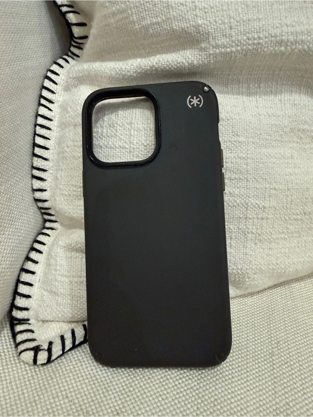 Speck Black Protective iPhone 14 Pro Max Case